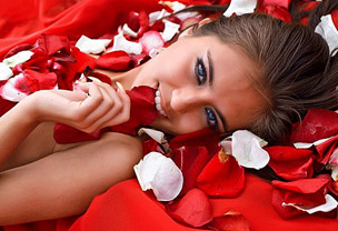 Лучшее предложение 2013 года - релакс-сеанс Лепестки роз